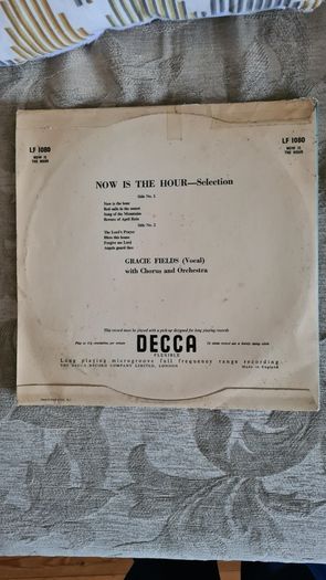 Gracie Fields. Now Is The Hour. Long Playing Record 1954. Coplete With Sleeve And Jacket.