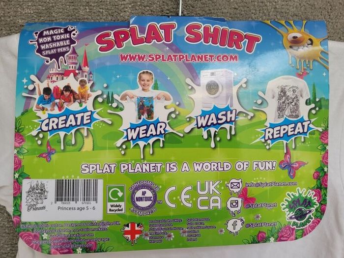 Brand New - Splat Planet Colour-in Princess Fairytale T-Shirt - size: 5-6 years