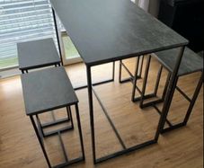 high table and 4 stools
