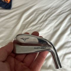 Mizuno mp 20