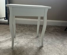 dressing table chair