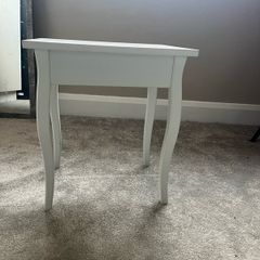 dressing table chair