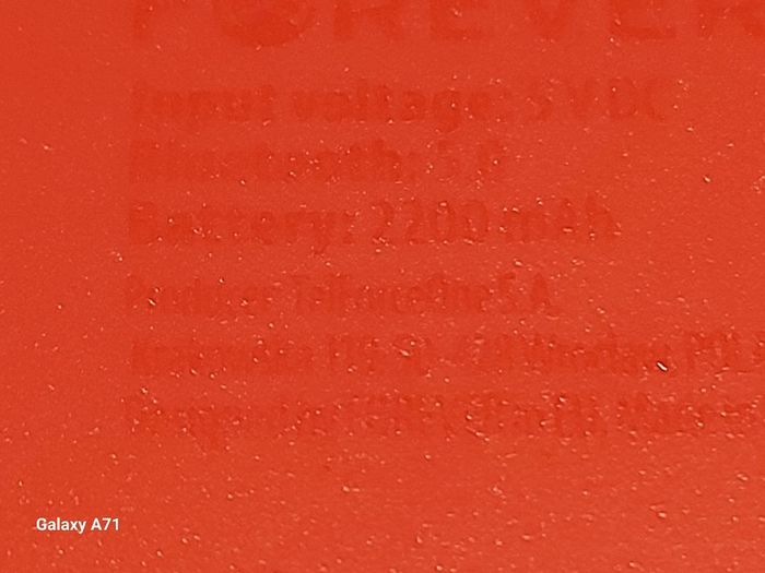 Blix 10 Bluetooth Speaker in perfect working order, Red