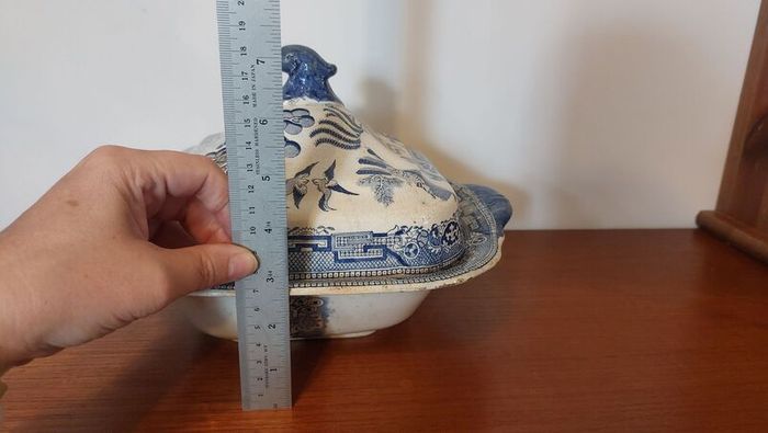 Fabulous Antique Blue and White Transferware Willow Pattern Large Lidded Tureen/Vegetable Dish For Display, Unknown Maker, Most Likely Staffordshire Made