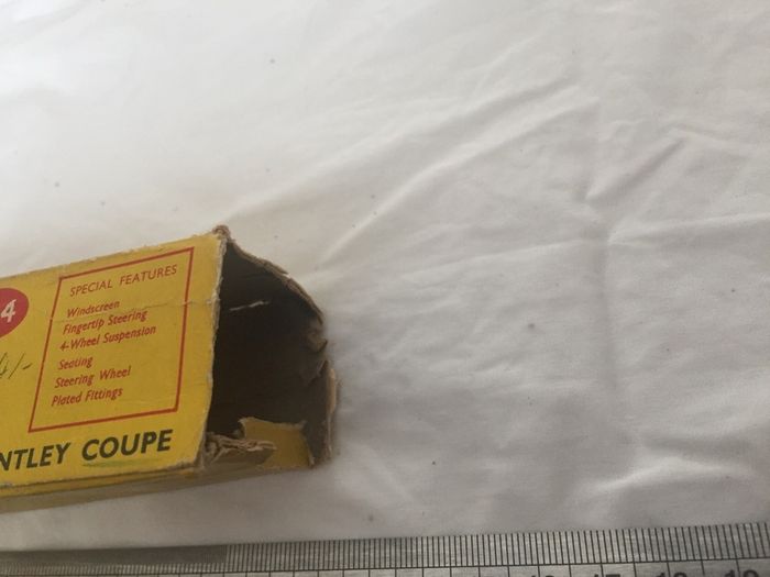 Dinky 194, Bentley Coupe box. In ok condition