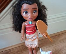 Disney Dolls Moana and Rapunzel