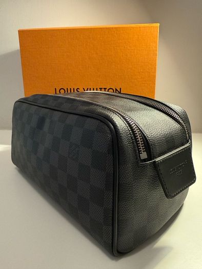 Louis Vuitton Dopp Kit