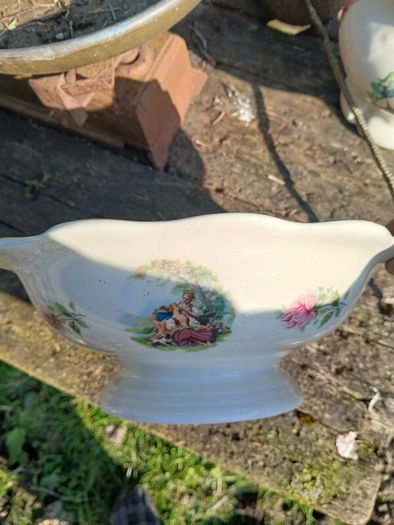 Staffordshire jug and basin