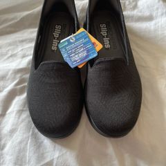 Sketchers Slip ins New size 3.5