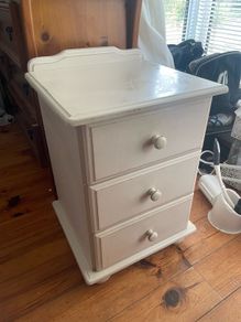 pair of bedside lockers