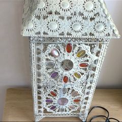 lamp.. no holding