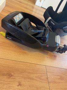 maxi cosy car seat and base