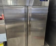 Double Door Freezer