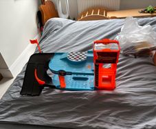 hot wheels garage