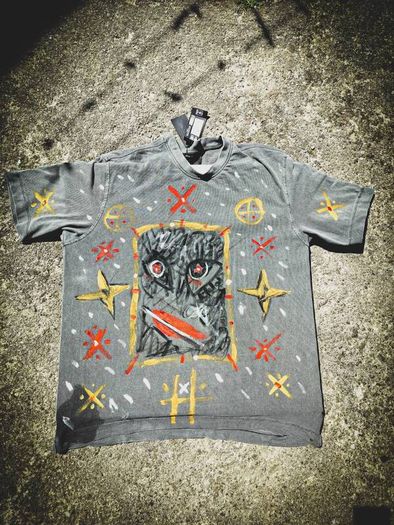 T-shirt hand made
