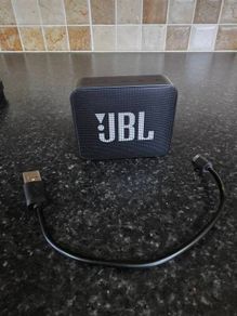 JBL go2 Bluetooth speaker