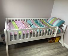 single bed including mattress