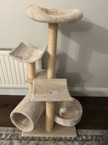 Cream Zooplus Cat Tree