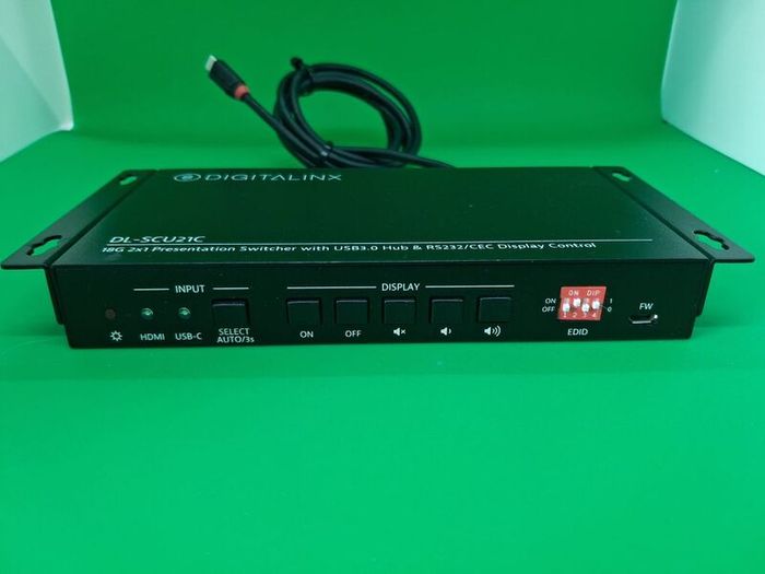 Postage - 2 x Digitalinx DL-SCU21C Presentation Switcher