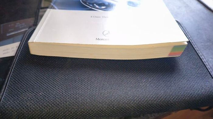 Mercedes w211 owners manual