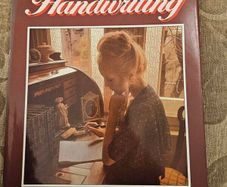 HOW To Analyse Your Handwriting. Your Personality Revealed Through Handwriting. Published By Cavendish House.  1985 Large Volume Hardback With Dustjacket In Good Condition.  See Photos For Same.