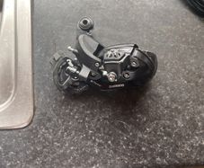 Shimano Tourney rear derailleur