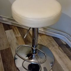 Kitchen stools