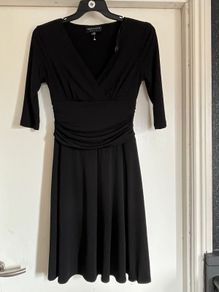 Black Dress 8/10