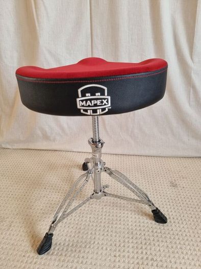 Mapex MXT865SER Drum Throne Saddle Red Cloth