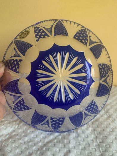 Glass sweet dish