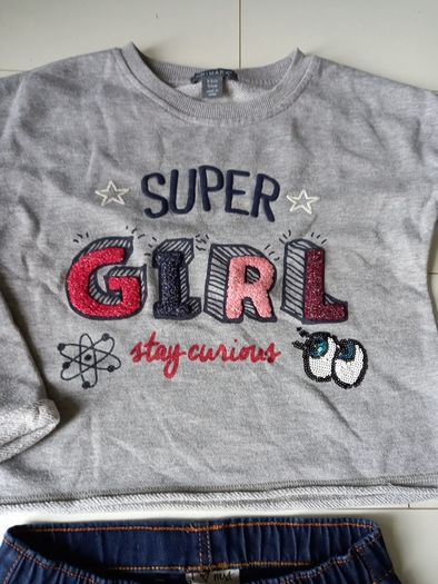 Girls jumper and jeans