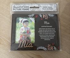 Brand new "Mia" photo frame