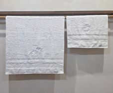Buettner Bouton Egyptian Cotton 4 Piece Towel Set - Unused