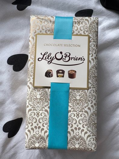 Lily O'Brien chocolate selection 160g