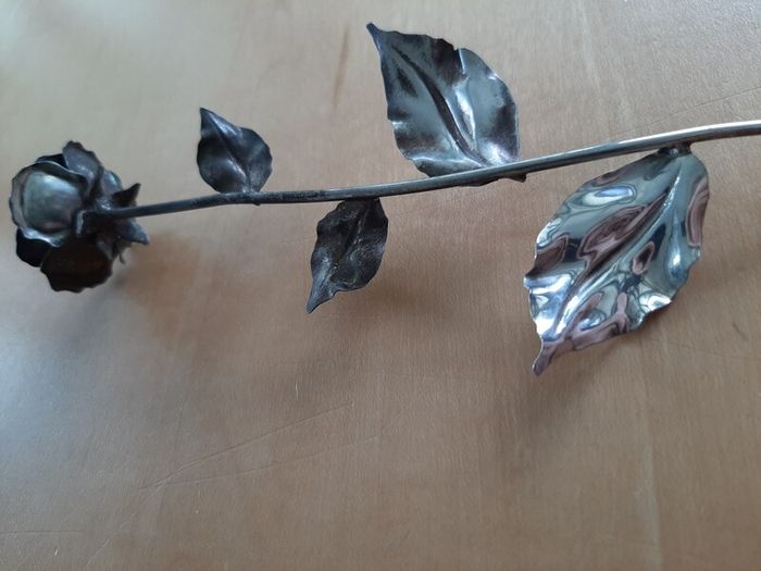 Silver rose stem .925