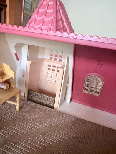 Sylvanian Families Bundle (2 houses + more)