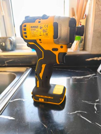 DeWalt