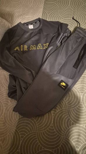 mens tracksuit