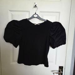 Puff sleeves Black Top size 10