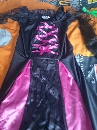 costumes