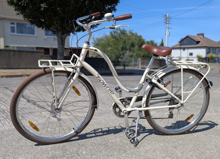 Ladies retro city bike for sale