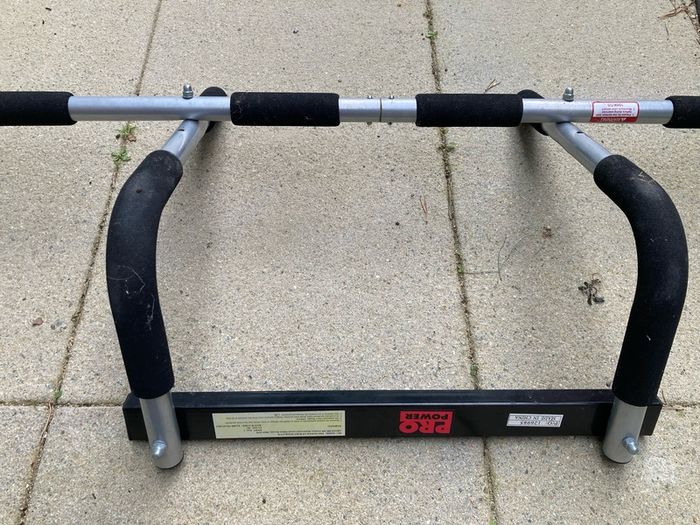 Over Door Pull-up bar