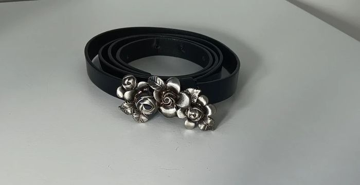 Black Patent Belt with Silver Metal Rose Buckle