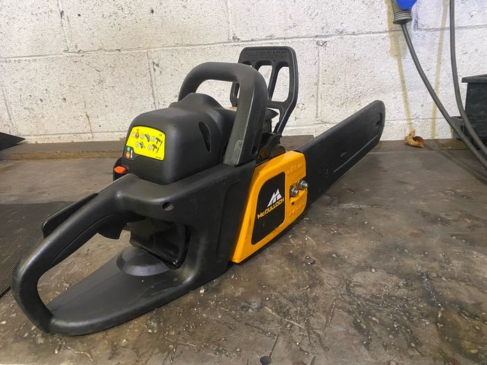 McCulloch Mac 838 Chainsaw