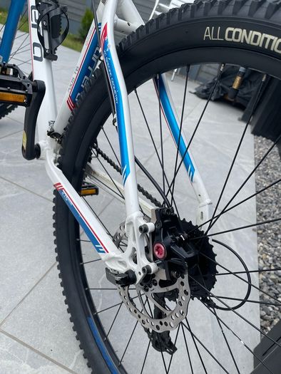 CARRERA KRAKEN 27.5 inch Mountain Bike     Top of the Range Carrera MTB     Fully Serviced