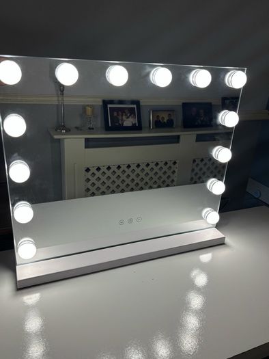 Hollywood mirror and table