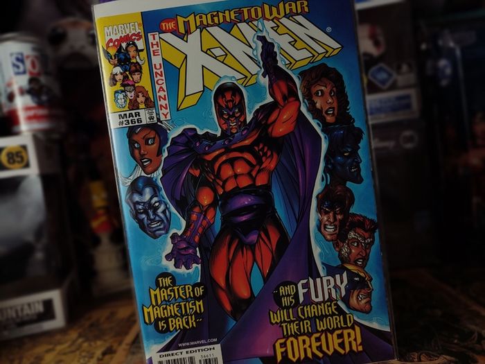 The Uncanny X-men ! Issue #366 ! 1st Appearance of Astra ! 1999 ! by Marvel !