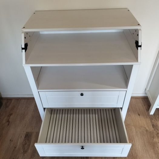 Changing table Sundvick