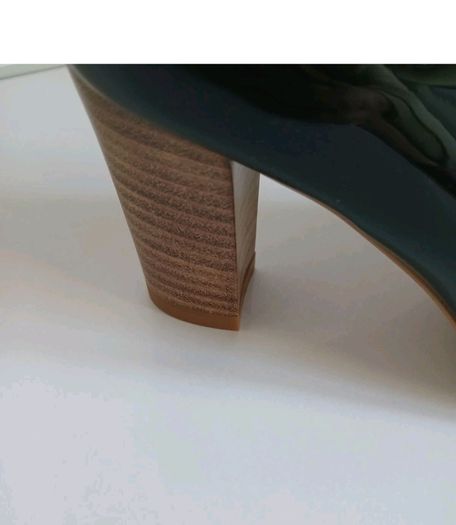 Xaira Black Patent Leather Court Shoes Block Heels EU35 UK2 BNIB RRP 100  CAN POST