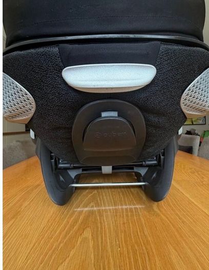Cyber Platinum Cloud T i-Size car seat